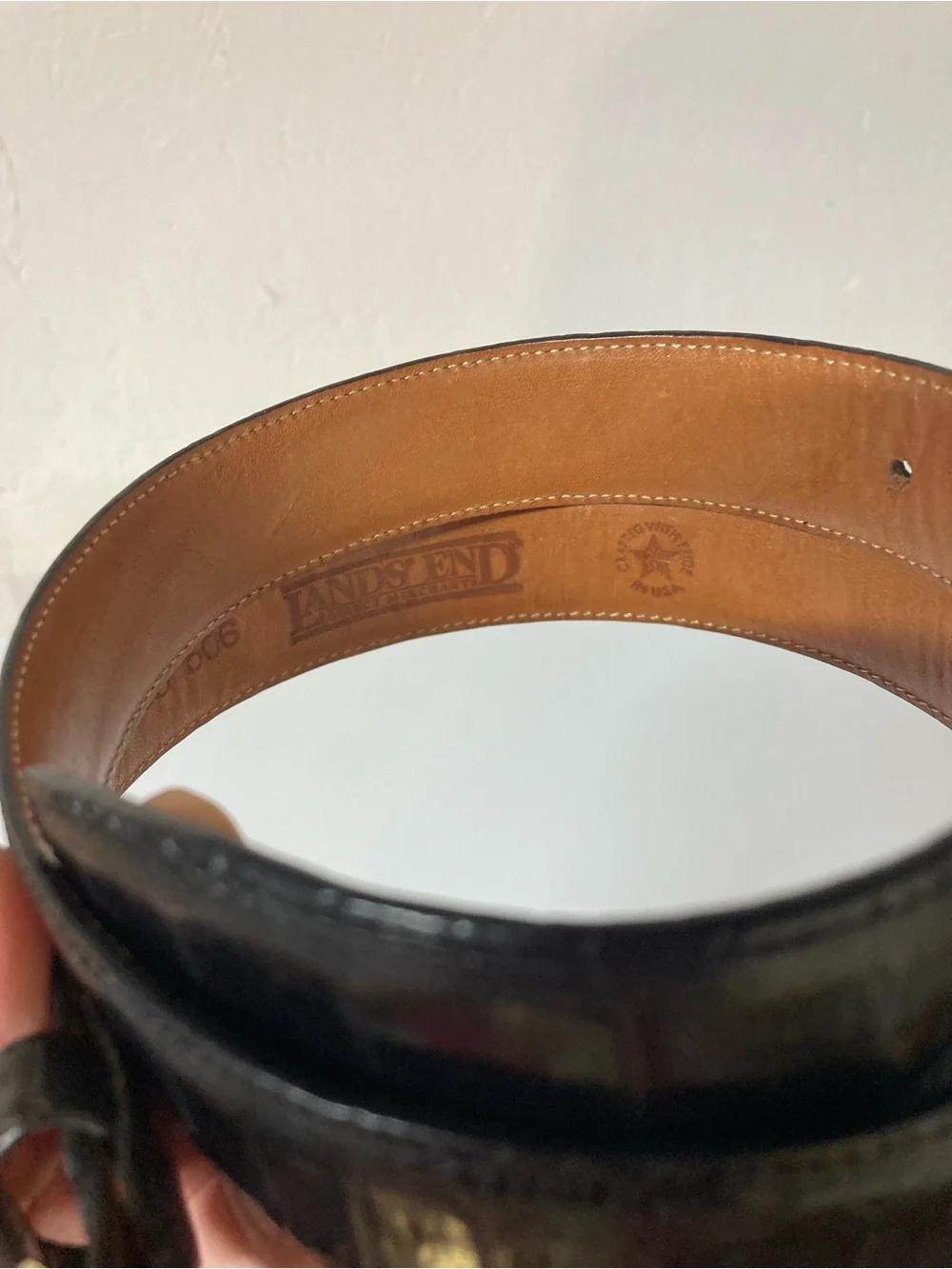 Lands' End size 28 Black Croc-Embossed Leather Belt with Gold Buckle VTG 1991